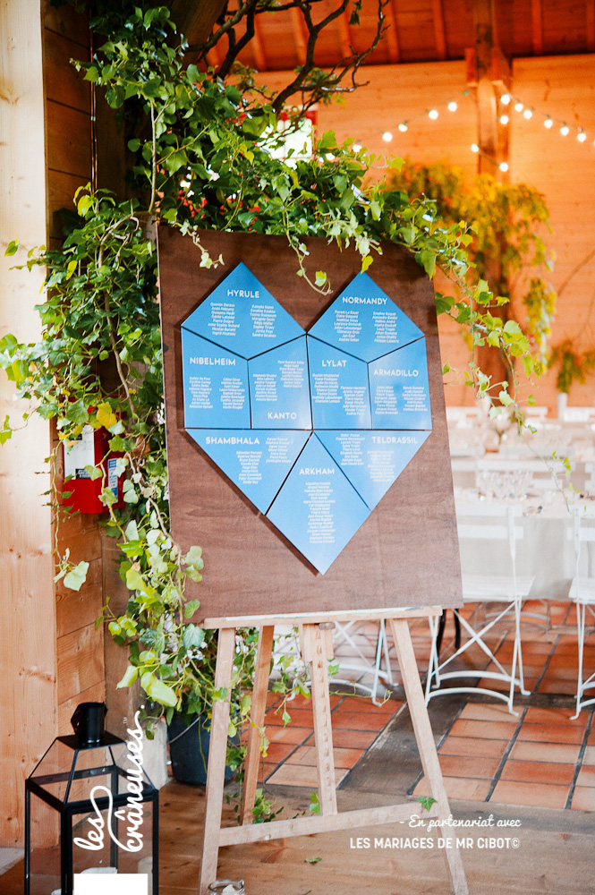 Plan de table mariage - Plan de table coeur - Plan de table 3D - Décoration - Manoire des prévanches - les crâneuses - wedding planner