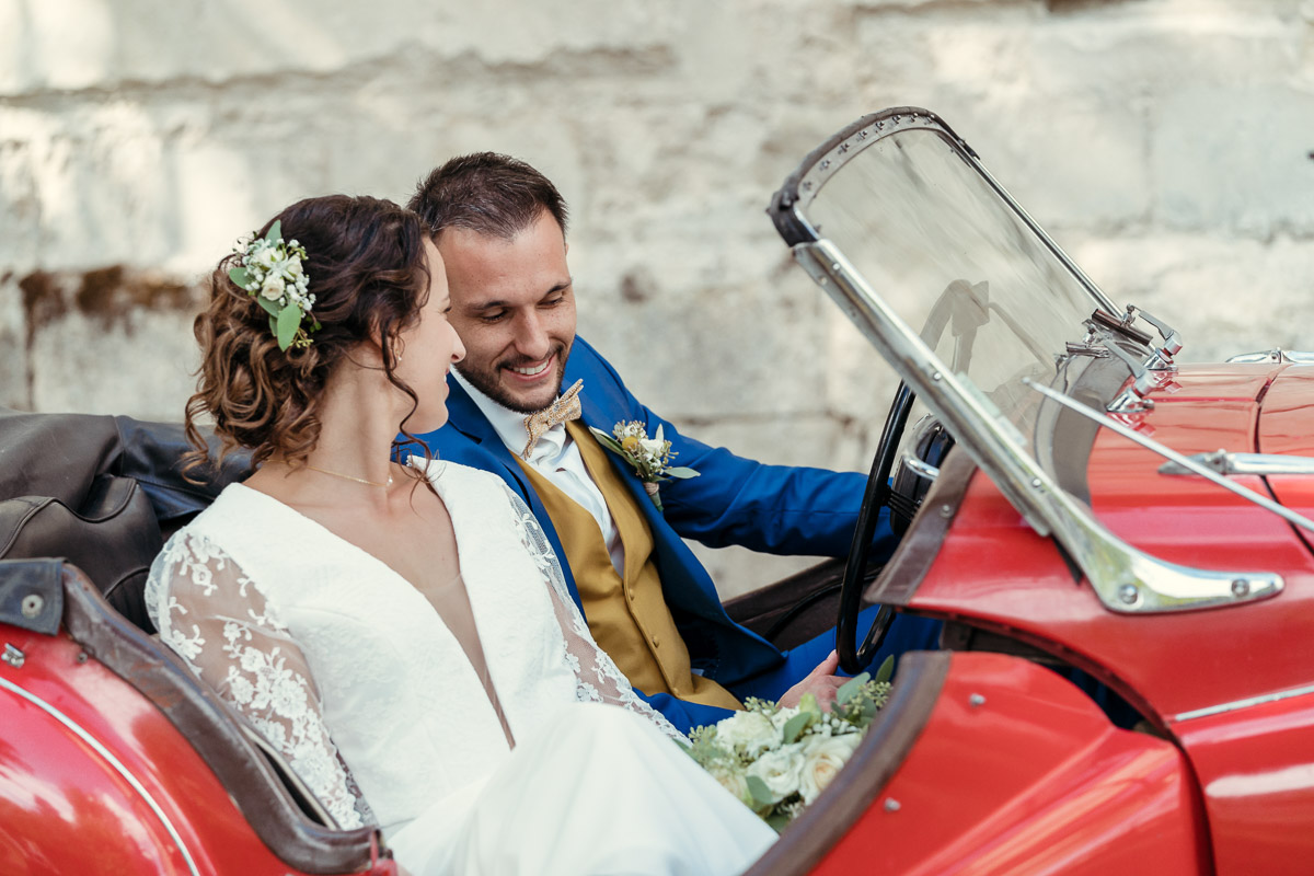 Mariage Grange de Montmartre - Wedding planner - Les crâneuses - Voiture collection